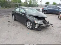 3VW2B7AJ2JM210002 2018 VOLKSWAGEN JETTA