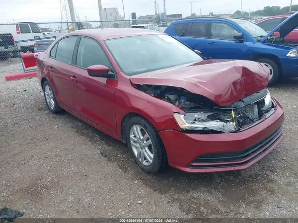 3VW2B7AJ2JM212395 2018 VOLKSWAGEN JETTA - Image 1