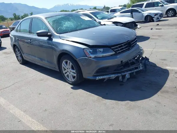3VW2B7AJ2JM212803 2018 VOLKSWAGEN JETTA - Image 1
