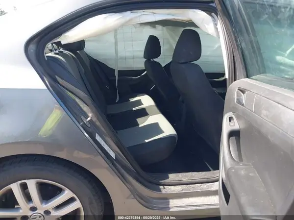 3VW2B7AJ2JM212803 2018 VOLKSWAGEN JETTA - Image 8