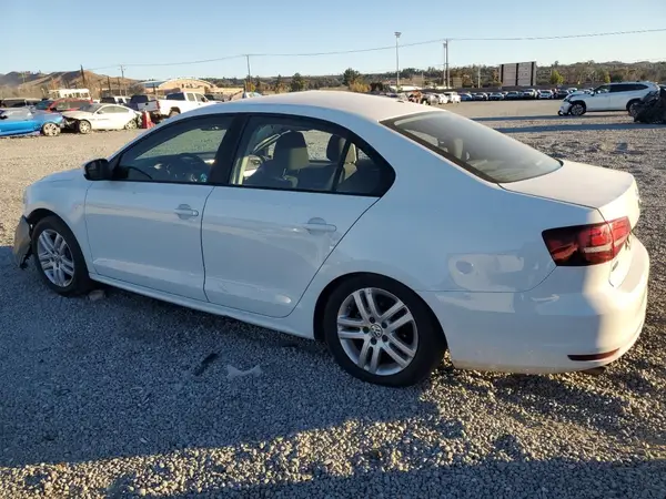 3VW2B7AJ2JM218441 2018 VOLKSWAGEN JETTA - Image 2