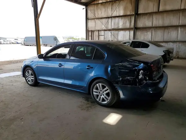3VW2B7AJ2JM232565 2018 VOLKSWAGEN JETTA - Image 2