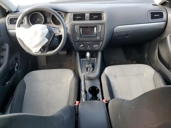 3VW2B7AJ2JM240407 2018 VOLKSWAGEN JETTA - Image 8