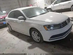 3VW2B7AJ2JM242156 2018 VOLKSWAGEN JETTA
