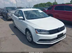 3VW2B7AJ2JM246997 2018 VOLKSWAGEN JETTA