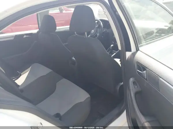 3VW2B7AJ2JM246997 2018 VOLKSWAGEN JETTA - Image 8