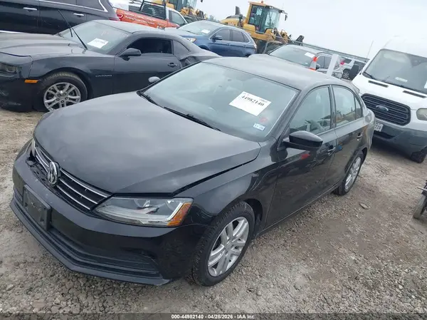 3VW2B7AJ2JM251293 2018 VOLKSWAGEN JETTA - Image 2