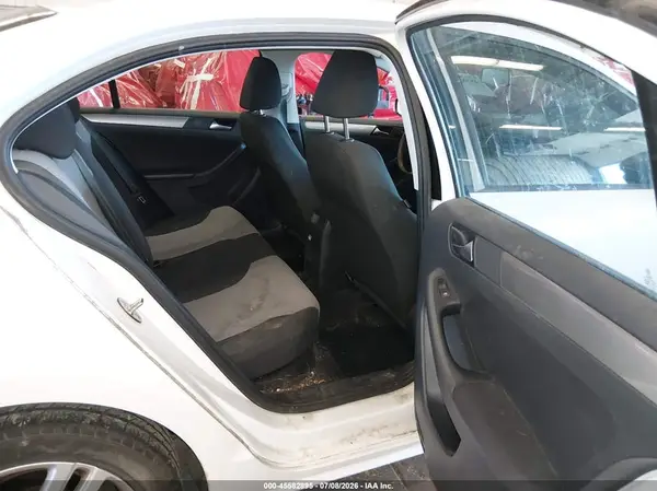 3VW2B7AJ2JM253481 2018 VOLKSWAGEN JETTA - Image 8