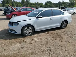 3VW2B7AJ2JM256073 2018 VOLKSWAGEN JETTA