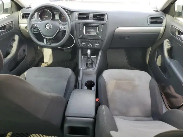 3VW2B7AJ2JM256073 2018 VOLKSWAGEN JETTA - Image 8