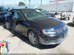3VW2B7AJ2JM256753 2018 VOLKSWAGEN JETTA