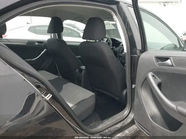 3VW2B7AJ2JM261368 2018 VOLKSWAGEN JETTA - Image 8