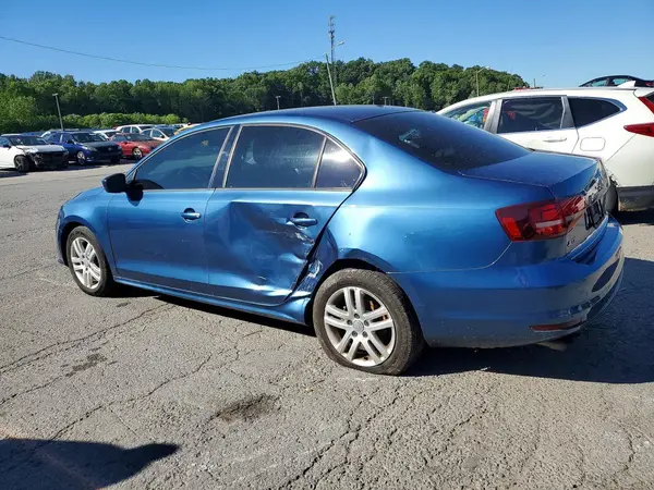 3VW2B7AJ2JM262536 2018 VOLKSWAGEN JETTA - Image 2