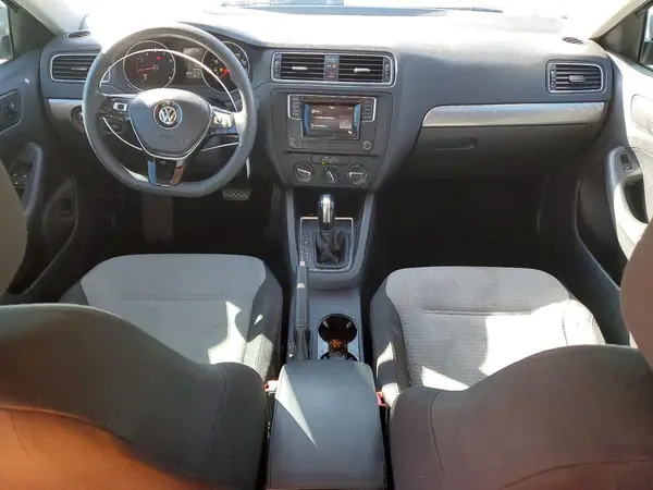 3VW2B7AJ2JM262536 2018 VOLKSWAGEN JETTA - Image 8