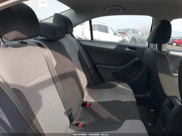 3VW2B7AJ2JM263556 2018 VOLKSWAGEN JETTA - Image 8