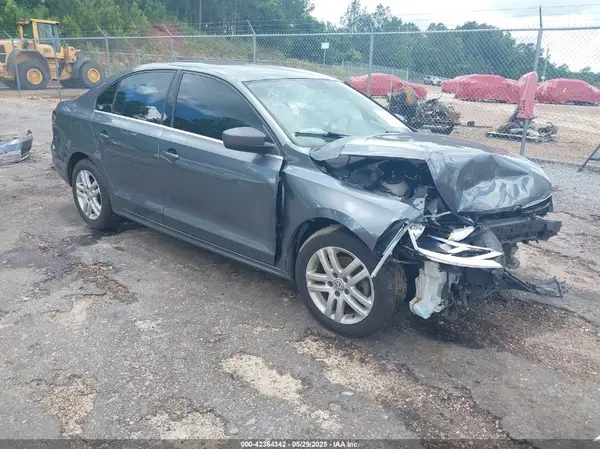 3VW2B7AJ3HM202761 2017 VOLKSWAGEN JETTA - Image 1