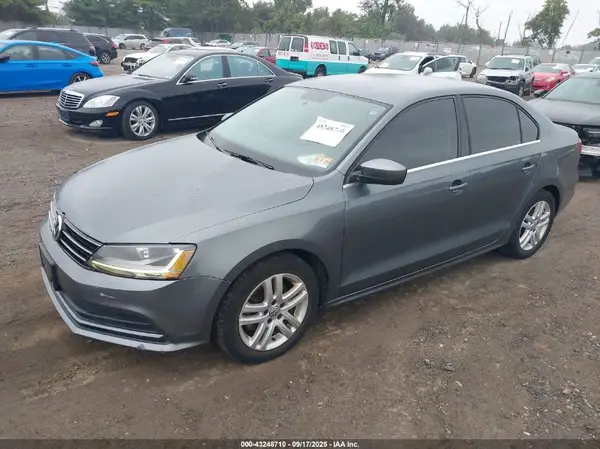 3VW2B7AJ3HM211718 2017 VOLKSWAGEN JETTA - Image 2