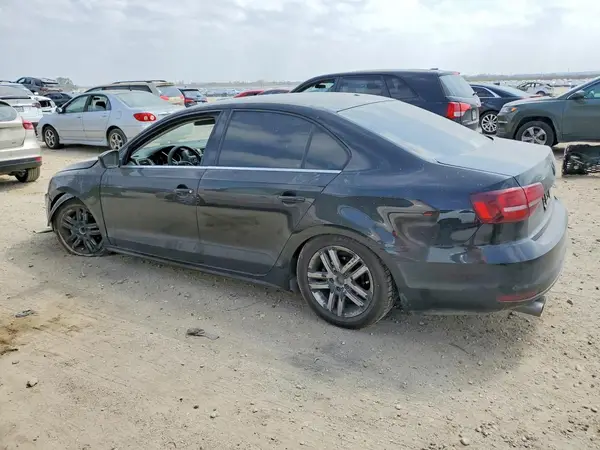 3VW2B7AJ3HM225098 2017 VOLKSWAGEN JETTA - Image 2