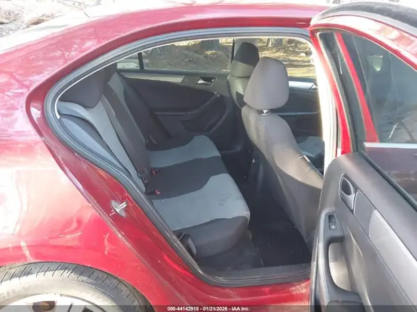 3VW2B7AJ3HM230110 2017 VOLKSWAGEN JETTA - Image 8