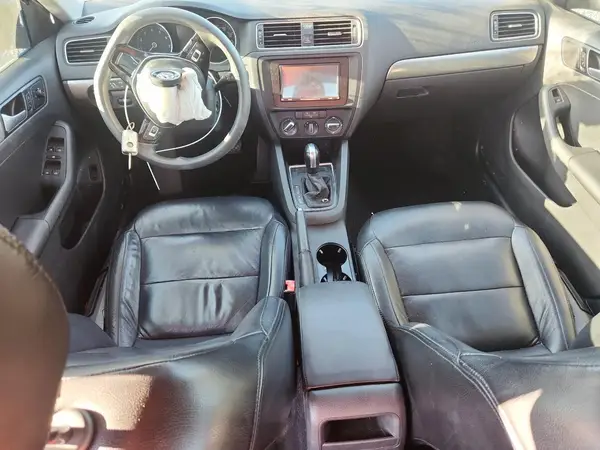 3VW2B7AJ3HM230866 2017 VOLKSWAGEN JETTA - Image 8