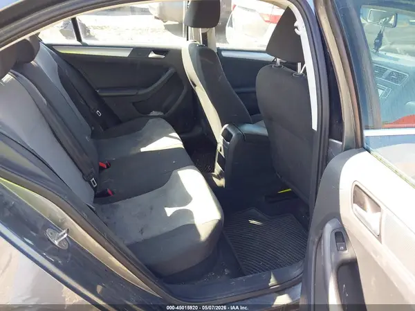 3VW2B7AJ3HM231046 2017 VOLKSWAGEN JETTA - Image 8