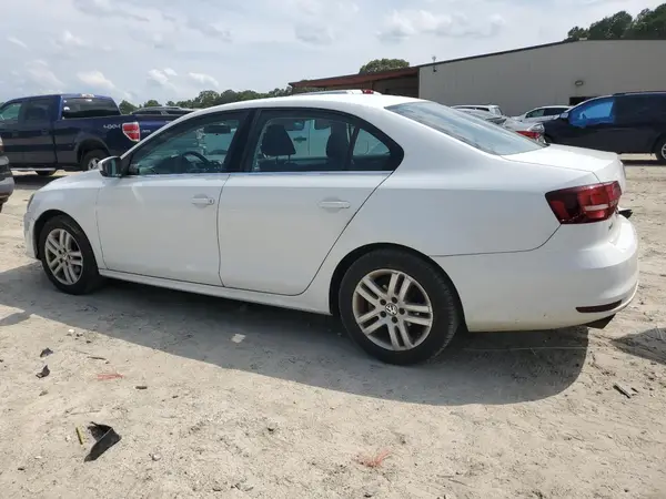 3VW2B7AJ3HM246632 2017 VOLKSWAGEN JETTA - Image 2