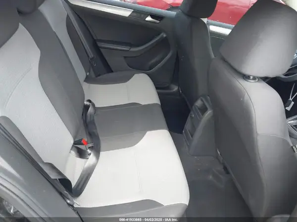 3VW2B7AJ3HM251183 2017 VOLKSWAGEN JETTA - Image 8