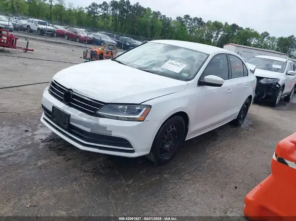 3VW2B7AJ3HM255024 2017 VOLKSWAGEN JETTA - Image 2