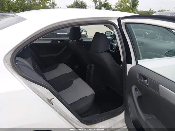 3VW2B7AJ3HM256836 2017 VOLKSWAGEN JETTA - Image 8