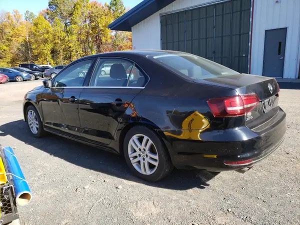 3VW2B7AJ3HM259560 2017 VOLKSWAGEN JETTA - Image 2