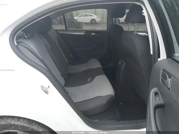 3VW2B7AJ3HM265066 2017 VOLKSWAGEN JETTA - Image 8