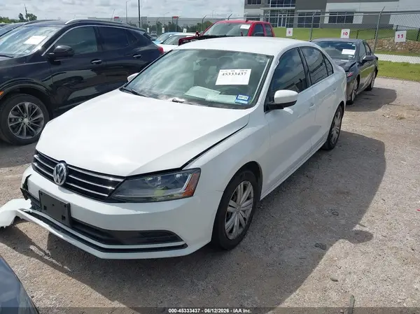 3VW2B7AJ3HM273992 2017 VOLKSWAGEN JETTA - Image 2
