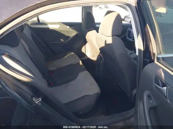 3VW2B7AJ3HM277203 2017 VOLKSWAGEN JETTA - Image 8