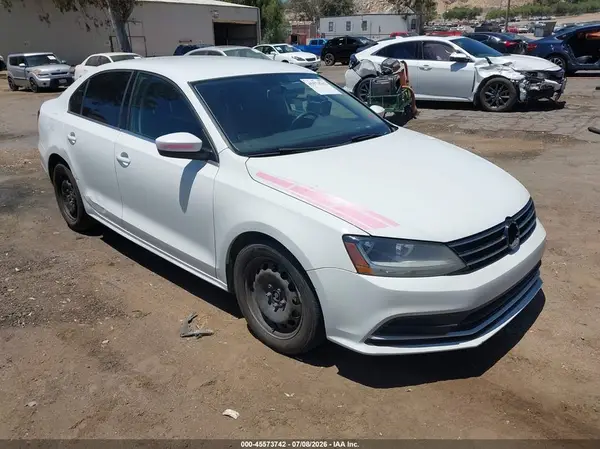 3VW2B7AJ3HM280506 2017 VOLKSWAGEN JETTA - Image 1