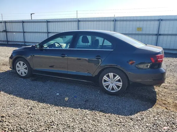 3VW2B7AJ3HM282238 2017 VOLKSWAGEN JETTA - Image 2