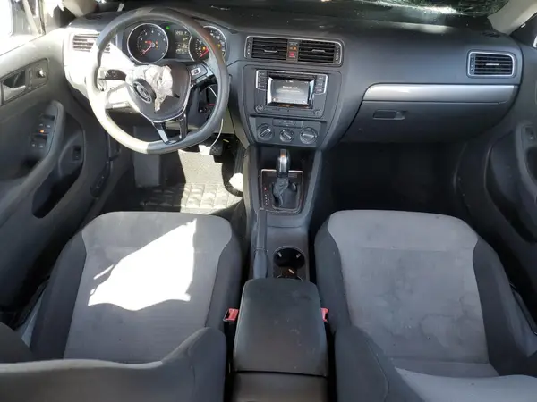 3VW2B7AJ3HM284720 2017 VOLKSWAGEN JETTA - Image 8