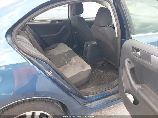 3VW2B7AJ3HM288282 2017 VOLKSWAGEN JETTA - Image 8