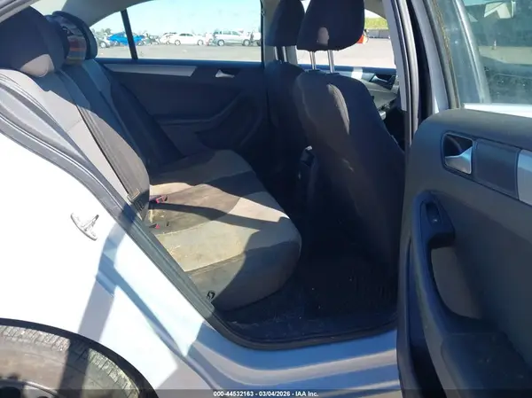 3VW2B7AJ3HM293627 2017 VOLKSWAGEN JETTA - Image 8