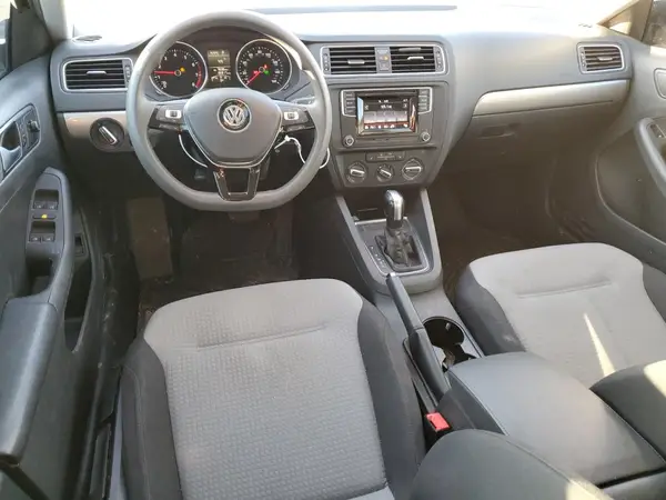 3VW2B7AJ3HM294955 2017 VOLKSWAGEN JETTA - Image 8