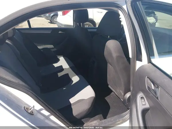 3VW2B7AJ3HM311284 2017 VOLKSWAGEN JETTA - Image 8