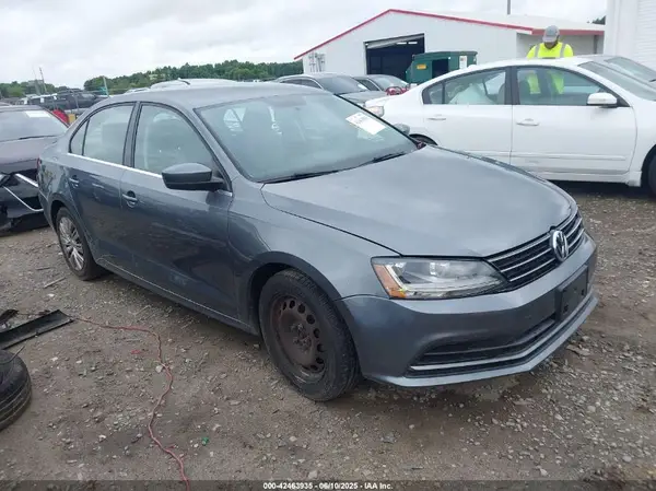 3VW2B7AJ3HM314525 2017 VOLKSWAGEN JETTA - Image 1