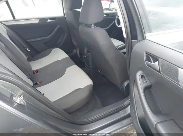 3VW2B7AJ3HM314525 2017 VOLKSWAGEN JETTA - Image 8