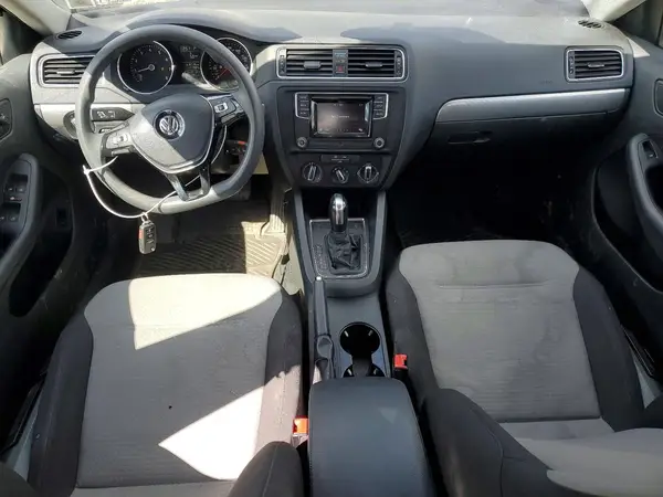 3VW2B7AJ3HM315402 2017 VOLKSWAGEN JETTA - Image 8