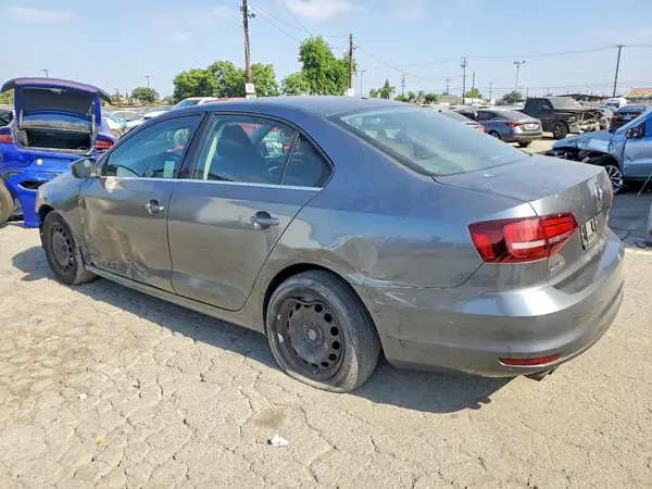3VW2B7AJ3HM316324 2017 VOLKSWAGEN JETTA - Image 2