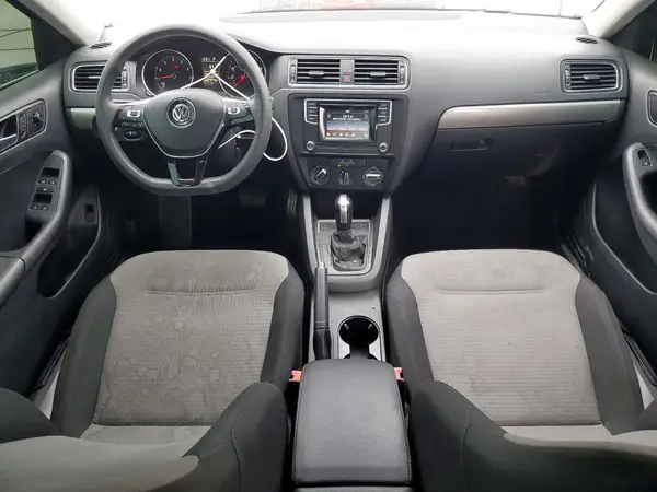 3VW2B7AJ3HM317960 2017 VOLKSWAGEN JETTA - Image 8
