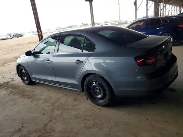 3VW2B7AJ3HM329431 2017 VOLKSWAGEN JETTA - Image 2