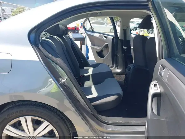 3VW2B7AJ3HM348741 2017 VOLKSWAGEN JETTA - Image 8