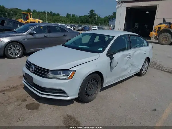 3VW2B7AJ3HM355088 2017 VOLKSWAGEN JETTA - Image 2