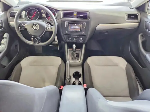 3VW2B7AJ3HM356953 2017 VOLKSWAGEN JETTA - Image 8