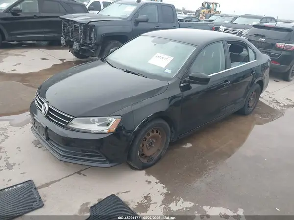 3VW2B7AJ3HM361764 2017 VOLKSWAGEN JETTA - Image 2